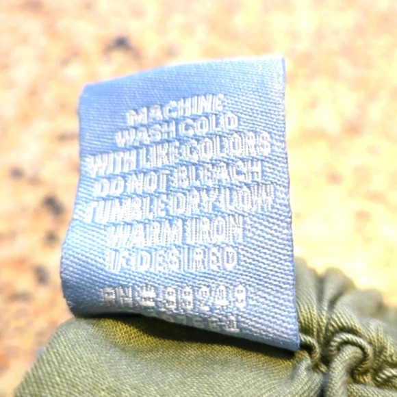 Liz & Me Sage Green Cargo / Utility Shorts Women Size 20W - Picture 10 of 15